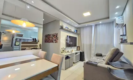 Apartamento mobiliado a venda de 2 dormitórios com 1 vaga de garagem no bairro Humaitá em Porto Alegre