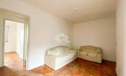 Apartamento  com 70 metros, dois dormitórios na avenida da azenha
