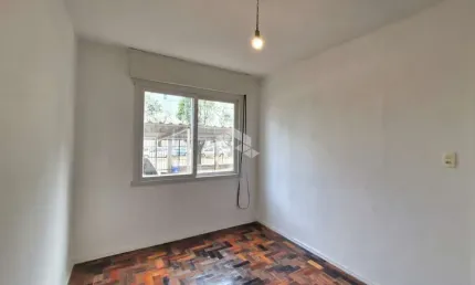 Apartamento de 2 dormitórios, no bairro humaitá, em porto alegre.
