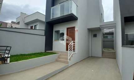 CASA DE 2 DORMITÓRIOS NO BAIRRO POTECAS - SÃO JOSÉ/SC