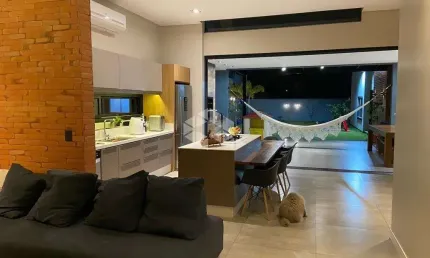 Casa com 4 quartos à venda na Nova Esperança, 1, Campeche, Florianópolis