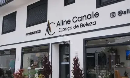 Prédio comercial no bairro estreito - florianópolis/sc