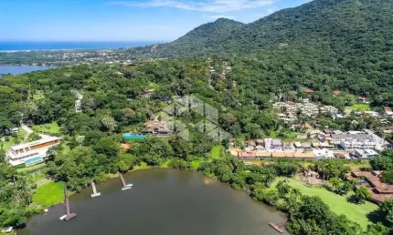TERRENO DE 7.148,72m² NO CANTO DA LAGOA - FLORIANÓPOLIS/SC