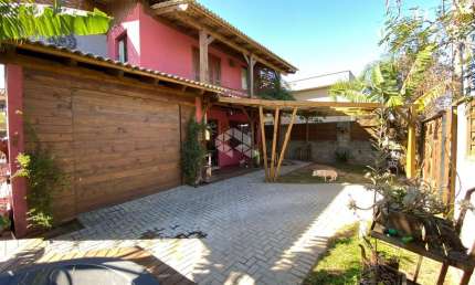 CASA COM 2 QUARTOS NO RIO TAVARES - FLORIANÓPOLIS/SC