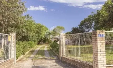 TERRENO DE 1.434M² COM EDIFICAÇÃO MISTA E STUDIO NO CAMPECHE - FLORIANÓPOLIS/SC