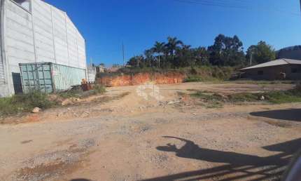 Terreno com potencial para galpões e kitnetes - 611m2 - Bela Vista - Palhoça