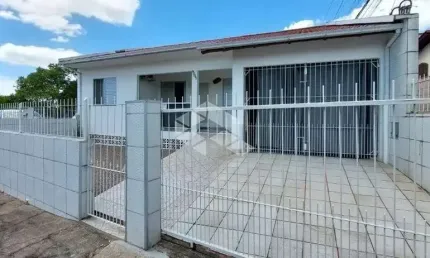 Casa com 2 quartos à venda na Rua Orlando Tancredo, 303, Centro, Palhoça