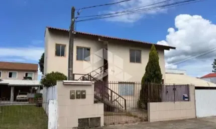 Casa com suíte e 2 apts no carianos - florianópolis/sc