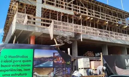 EXCELENTE STUDIO COBERTURA EM CONSTRUÇÃO NO BAIRRO PANTANAL - FLORIANÓPOLIS/SC