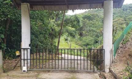 SÍTIO EM SÃO JOSÉ - OPORTUNIDADE DE INVESTIMENTO COM LOCALIZAÇÃO PRIVILEGIADA