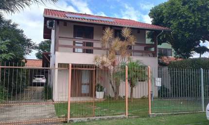 Casa 2 Dormitórios 1 suíte no bairro São João do Rio Vermelho em Florianópolis/SC