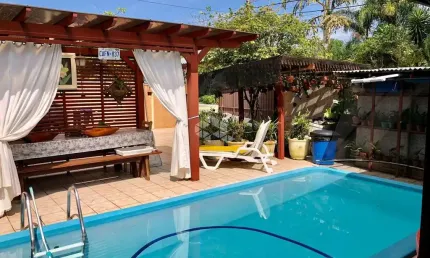 Casa com 4 dormitórios/quartos na Daniela - Florianópolis/SC