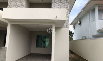 Casa 2 dormitórios sendo 2 suítes nos Ingleses do Rio Vermelho - Florianópolis/SC