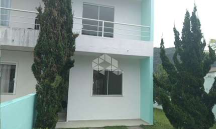 Casa sobrado de 76 m² com 2 quartos no bairro São João do Rio Vermelho em Florianópolis/SC