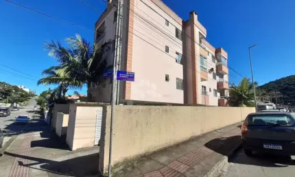 Apartamento 2 dormitórios bairro Forquilinhas em São José