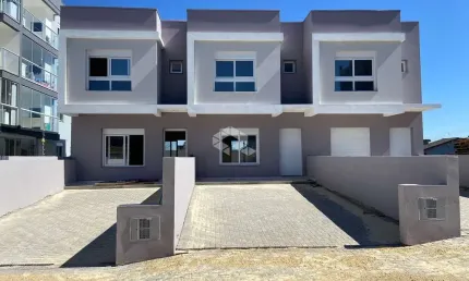 Casa com 3 quartos à venda na Rua Angelo Frare, 431, São Luiz, Caxias do Sul