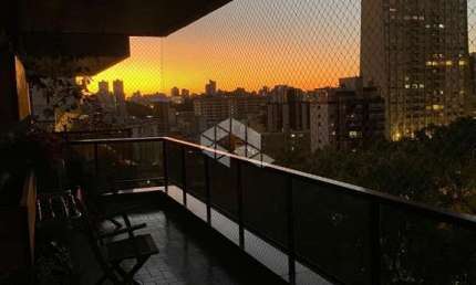 Apartamento com 3 suítes, vista panorâmica no Bairro Exposição