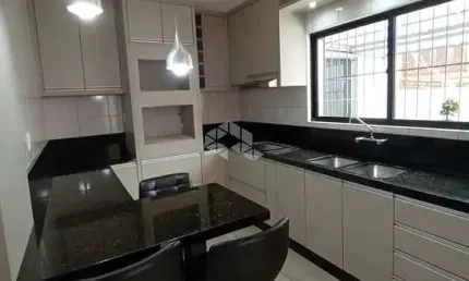 Apartamento 2 dormitórios com terraço e duas vagas de garagem no Jardim Eldorado