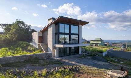 Casa - Sofisticação e exclusividade no coração do Vale dos Vinhedos