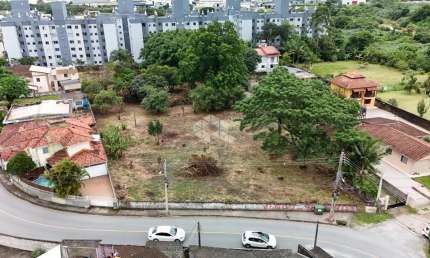 Terreno à venda no bairro Ponte Imaruim em Palhoça.