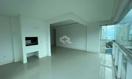 Apartamento de luxo no Le Tre Torri em Itapema - 03 suítes e área de lazer completa