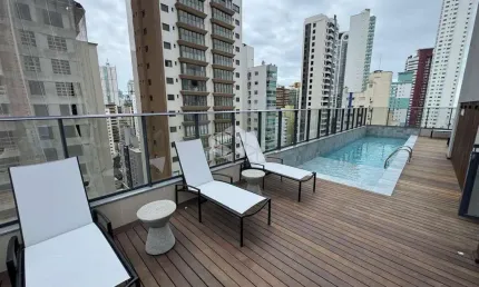 Cobertura , 04 Dormitórios sendo 04 Suítes e 3 Vagas de Garagem