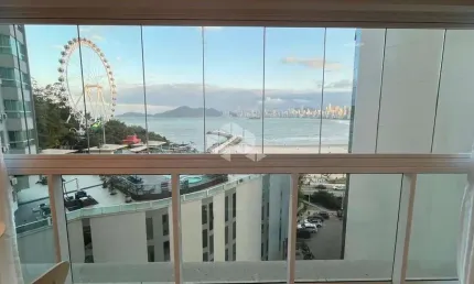 Apartamento 04 Dormitórios sendo 04 Suítes e 03 Vagas de Garagem