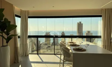 Apartamento 3 suítes na meiapraia com 3 vagas de garagem