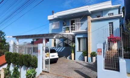 Residência com excelente padrão de acabamentos em Estância Velha