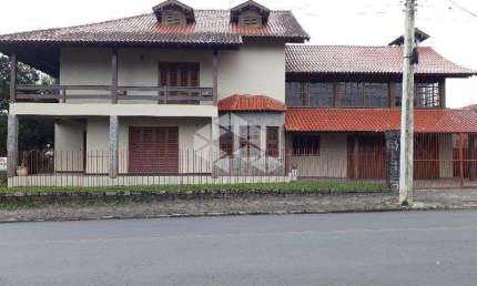 Casa / sobrado com 4 Dormitórios. para Venda, por R$ 1.200.000,00
