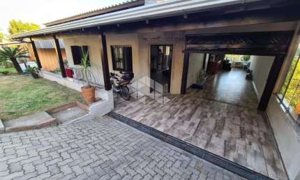 Casa com 3 quartos à venda na Evaldo Metz, 87, Rosas, Estância Velha