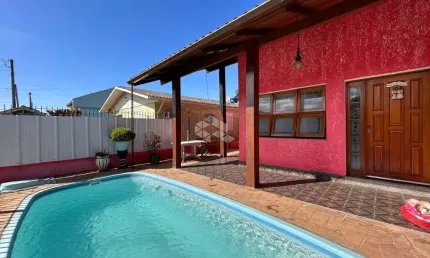 Casa 3 dormitórios, 3 banheiros, sala, cozinha, garagem, aceita financiamento bancário