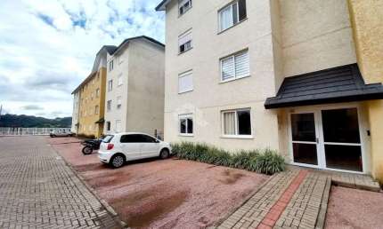 Apartamento térreo, com 2 dormitórios, sala, cozinha, 1 banheiro, 1 vaga, aceita financiamento bancário e FGTS.
