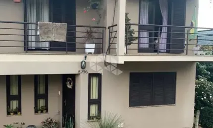 Casa 04 dormitorios  bairro das Rosas Estancia Velha