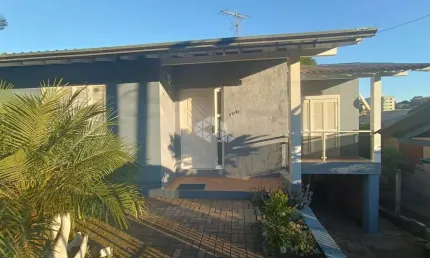 RESIDÊNCIA IDEAL PARA QUEM VALORIZA PRATICIDADE, CONFORTO E EXCELENTE LOCALIZAÇÃO!