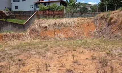 TERRENO Á VENDA EM JARAGUÁ DO SUL PRÓXIMO Á PREFEITURA NO BAIRRO RIO MOLHA