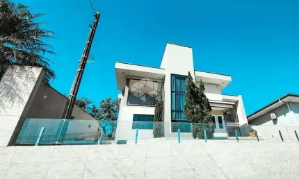 Casa com 3 quartos à venda na Thereza Watzko Butzke, 37, Rau, Jaraguá do Sul