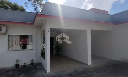 Geminado 1 suíte, 1 quarto/dormitório no bairro Amizade Jaragua do SUl