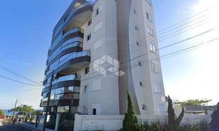 Cobertura Duplex 4 suítes frente mar na Praia de Armação, Penha - SC