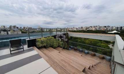 Apartamento Studio mobiliado, de 27 m²,  no bairro Cidade Baixa, em frente ao parque Redenção.