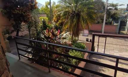 Casa com 5 quartos à venda na Rua Nove de Março, 393, Vila Ipiranga, Porto Alegre