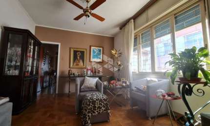Apartamento 2 dormitorios/cobertura junto ao Parcao