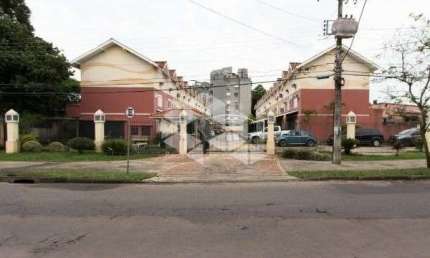 Casa em Condomínio a venda de 3 dormitórios no bairro Camaquã