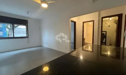 Apartamento de 01 dormitório com vaga carro no bairro Santana