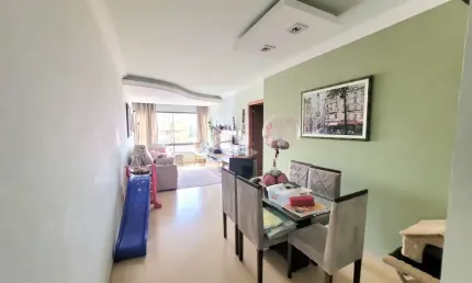 Baixou  R$ 45 mil !! Amplo apartamento entre as Av. Bento Gonçalves e Ipiranga