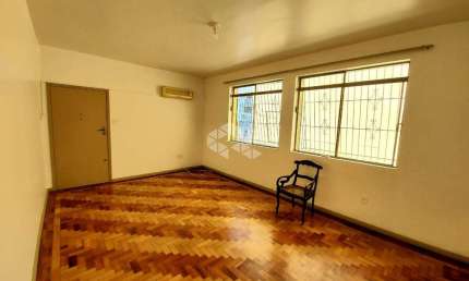 Apartamento a venda de 05 dormitórios no Centro com 135m²