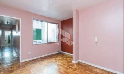 Apartamento de 02 dormitórios no Centro Histórico com 69m2