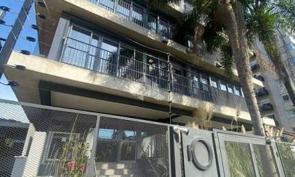 Apartamento com 1 Quarto à Venda, 40 m²  com móveis planejados