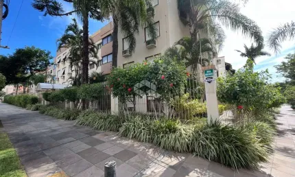 Apartamento 3 dormitórios, bem iluminado, contando com uma suíte presidencial