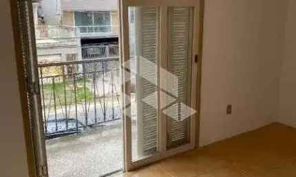 Apartamento no bairro Teresópolis, em Porto Alegre de 2 dormitórios e vaga